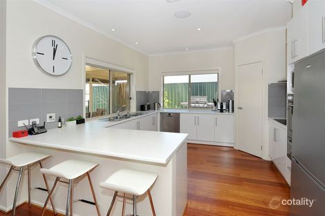 Property photo of 30 Thomas Way Hallett Cove SA 5158