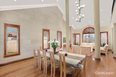 Property photo of 7 Ida Close Edensor Park NSW 2176
