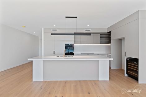 11a Quay Cct, Newport, QLD 4020