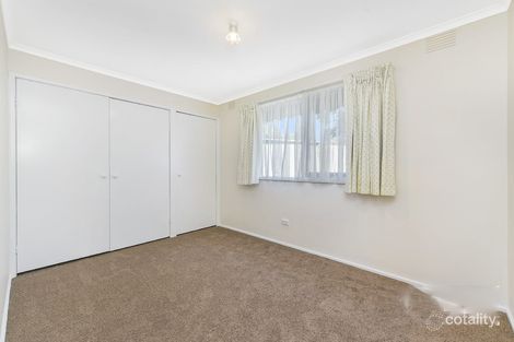 Property photo of 24 Arleon Crescent Cranbourne VIC 3977