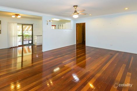 19 Jacaranda Dr, Torquay, QLD 4655
