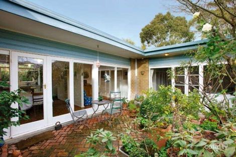 Property photo of 11 Mudgee Street Burwood East VIC 3151