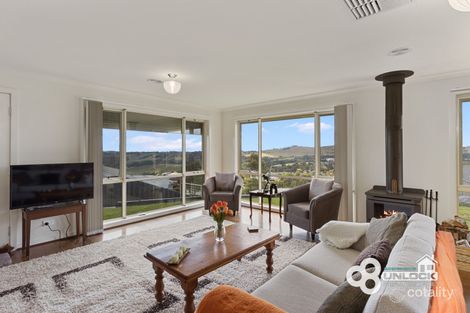 Property photo of 2 Prudence Close Korumburra VIC 3950