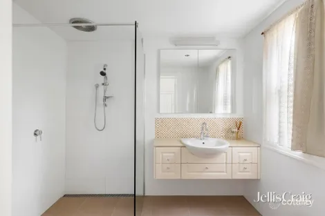 Property photo of 269 Jasper Road McKinnon VIC 3204