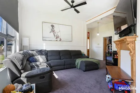 Property photo of 6 Edward Street Rosebery TAS 7470