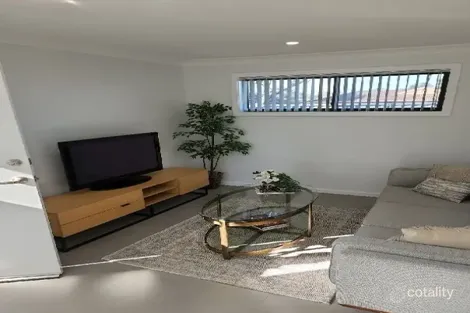 Property photo of 23 Southee Circuit Oakhurst NSW 2761