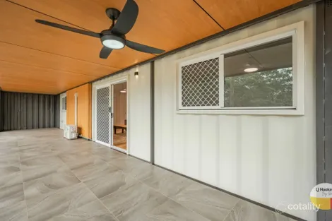 31 Cunningham Ave, Russell Island, QLD 4184