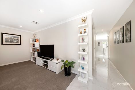 Property photo of 2/59 Kalgoorlie Crescent Fisher ACT 2611