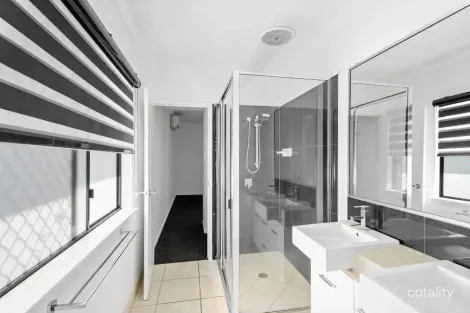 Property photo of 18 Tyenna Close Bentley Park QLD 4869