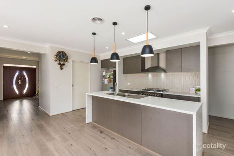 Property photo of 10 Galactic Avenue Strathfieldsaye VIC 3551