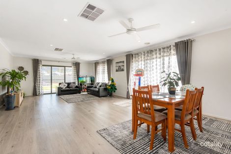 Property photo of 10 Galactic Avenue Strathfieldsaye VIC 3551