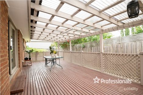 Property photo of 2/1349 Healesville-Koo Wee Rup Road Woori Yallock VIC 3139