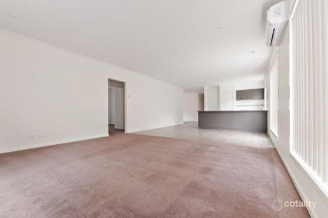 Property photo of 16 Balconies Way Craigieburn VIC 3064