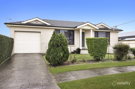 Property photo of 1/18 Addison Avenue Lake Illawarra NSW 2528