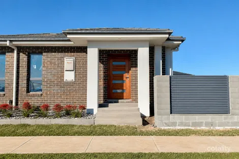 1 EADE ST, ORAN PARK, NSW 2570