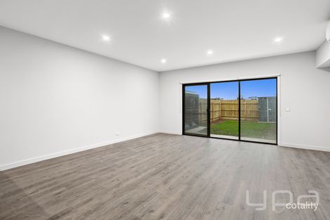 Property photo of 22 Malachite Drive Tarneit VIC 3029