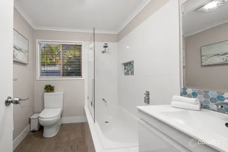 Property photo of 11 Nabilla Place Middle Park QLD 4074