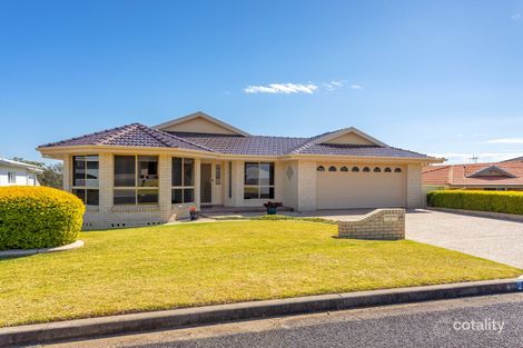 21 Coronation St, Old Bar, NSW 2430