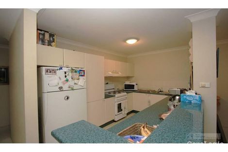 Property photo of 28/4 Mead Drive Chipping Norton NSW 2170