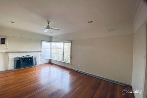 Property photo of 12 William Street Ringwood VIC 3134
