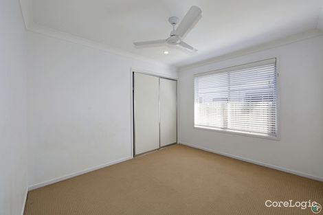 Property photo of 13 Wedgeleaf Place Ashfield QLD 4670