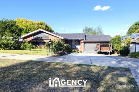 10 Singleton Dr, Endeavour Hills, VIC 3802