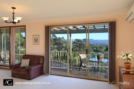 Property photo of 77 Northview Close Coolangatta NSW 2535