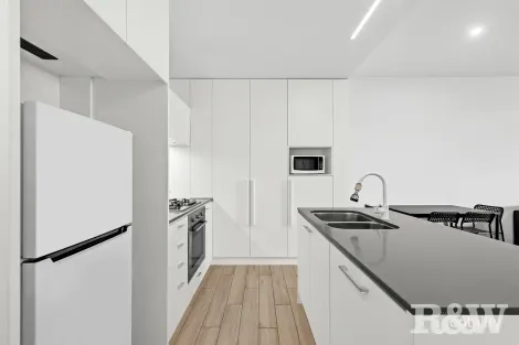 Property photo of 102/18 Hubert Street Woolloongabba QLD 4102