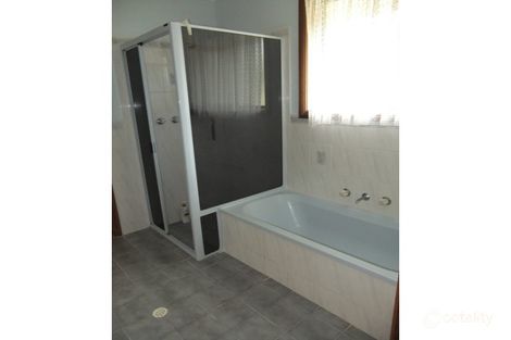 Property photo of 23 Shalamar Crescent Mount Gambier SA 5290