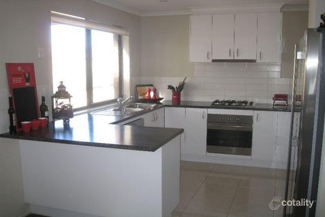 Property photo of 5 Arrowsmith Crescent Mooroopna VIC 3629