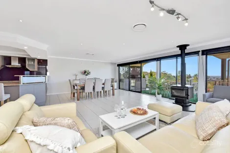 10 Raymond Ave, Salamander Bay, NSW 2317