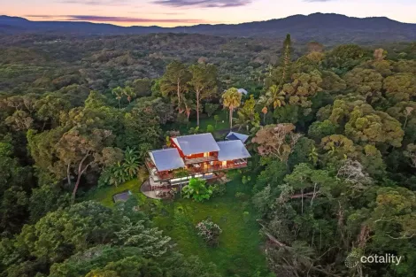 Property photo of 7 Hilltop Close Kuranda QLD 4881
