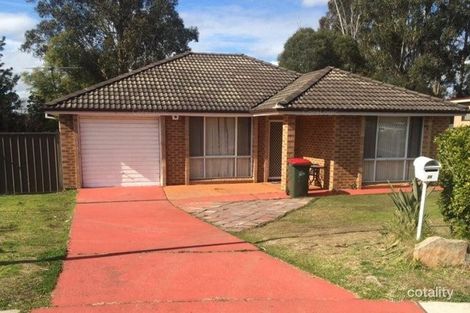 Property photo of 24 Falklands Avenue Bossley Park NSW 2176