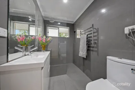 Property photo of 1/101 Gray Road West End QLD 4101