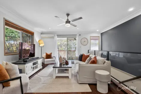 Property photo of 17 Tuttumburra Court Ferny Hills QLD 4055