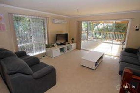 Property photo of 18 Kitchener Parade Cockatoo VIC 3781