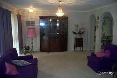 Property photo of 4 Kinnoull Grove Glen Waverley VIC 3150