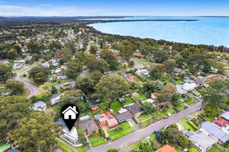 5a Jubilee Pde, Berkeley Vale, NSW 2261