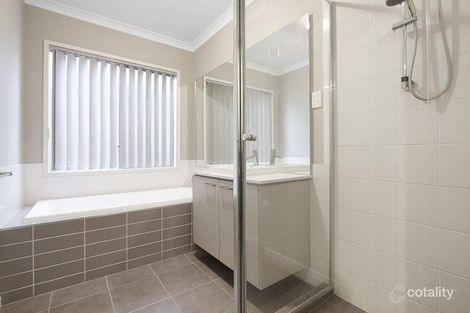 Property photo of 8 Botanic Drive Pakenham VIC 3810