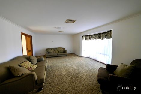 Property photo of 10 Kanangra Street Cowra NSW 2794