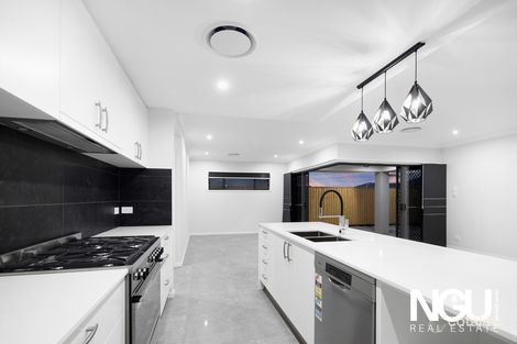 Property photo of 31 Brookvale Street Chambers Flat QLD 4133