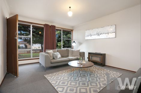 Property photo of 8 Mercury Crescent Newcomb VIC 3219