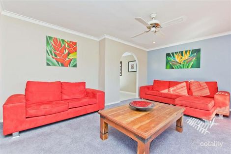 Property photo of 8 Doram Court Swan View WA 6056