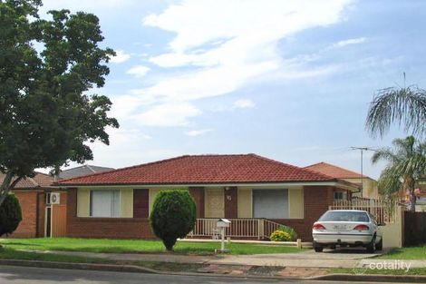 14 Coolatai Cres, Bossley Park, NSW 2176