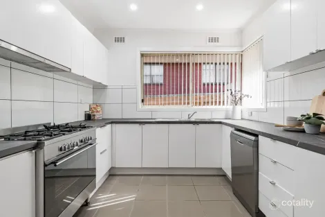 Property photo of 1/19 Kitchener Road Croydon VIC 3136