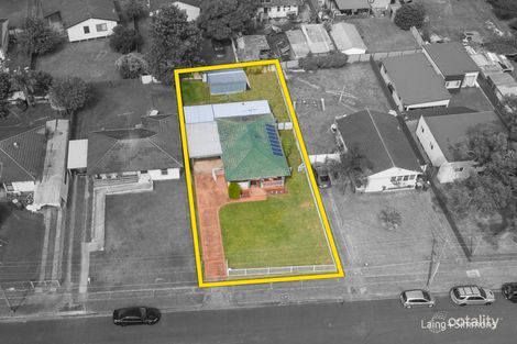 Property photo of 22 Halmahera Crescent Lethbridge Park NSW 2770