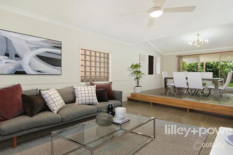 Property photo of 21 Queens Road Taringa QLD 4068