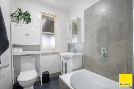 Property photo of 8 Prince Avenue Uralla NSW 2358