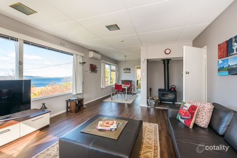 Property photo of 11 Illawong Crescent Taroona TAS 7053