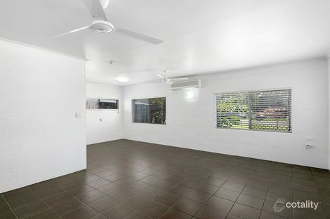 Property photo of 9 Denman Close Manoora QLD 4870